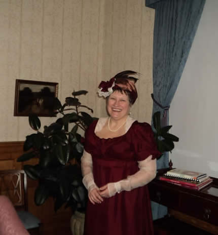 Hope Greenburg talks about Regency fashion at Jane Austen weekend